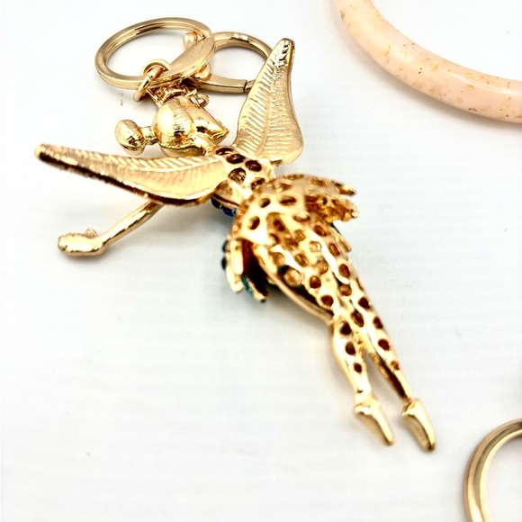 Luxe Boho Keychain & NWT Wristlet Bundle - Lot of 5 - Picture 8 of 10